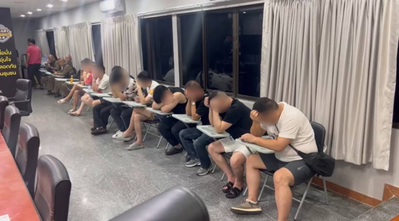 21 Chinese Gamblers Arrested in Chonburi Apartment Raid