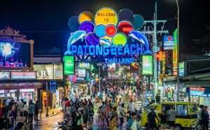 Drunk Tourists Beaten After Assaulting Woman in Phuket Bar
