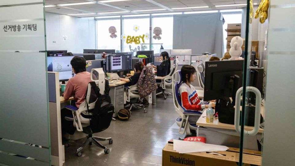 Most South Korean Workers Stay Silent on Workplace Harassment