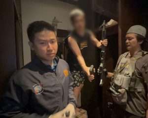 Chinese Man Arrested Over Firearm Posts