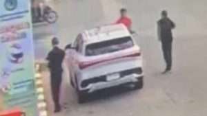 Four Arrested for Kidnapping and Extorting Chinese Tourist