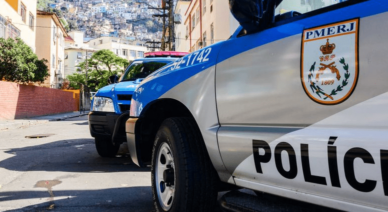 Teen Stabs Students in Brazil School, Killing 9 Year Old