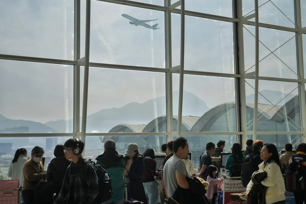 2 Arrested for In Flight Thefts from Thai Flights