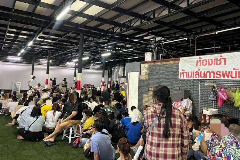 200 Arrested in Bangkok Gambling Den Raid5