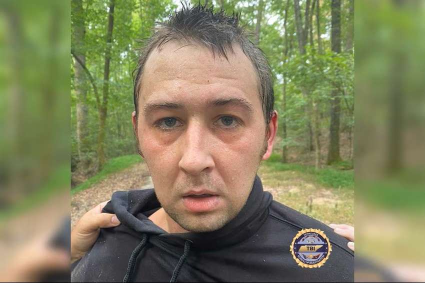 Death Penalty Sought in Tennessee Quadruple Murder Case h