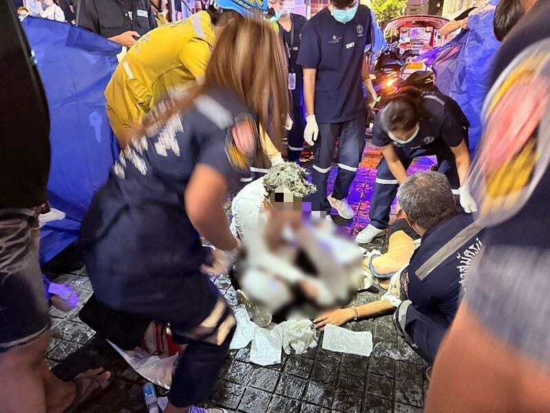 Ex Boxer Sets Fire to Tourists in Bangkok Mall Attack
