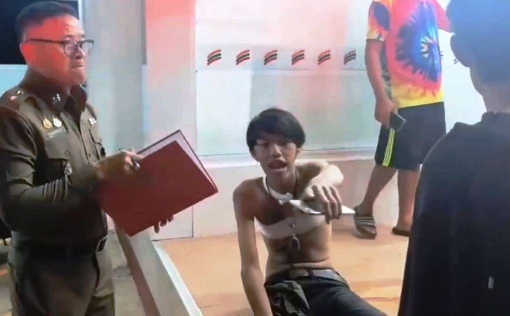Police Hunt Teen Gang After Machete Attack in Chiang Mai