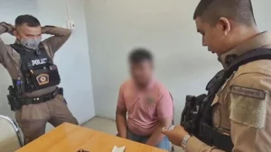 Thai Man Steals Gold Ring to Return to Prison