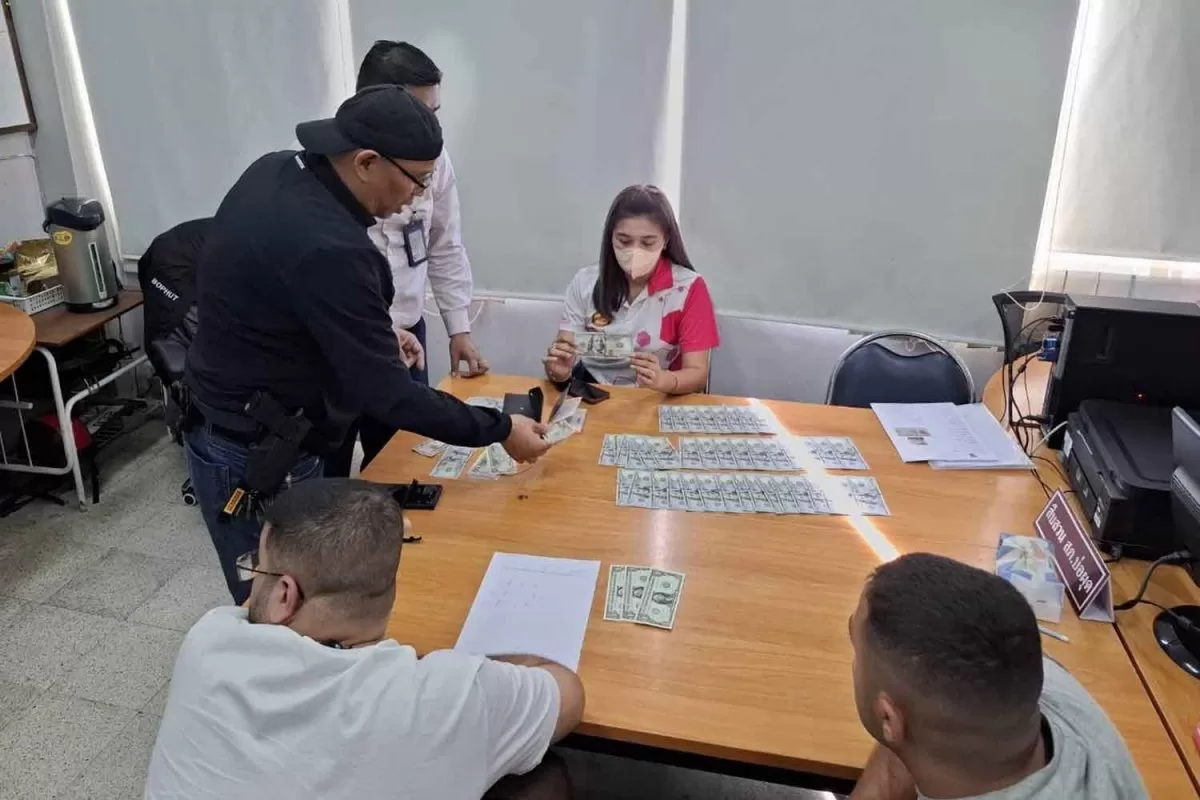 Two Israelis Arrested with Fake US Dollars on Koh Samui